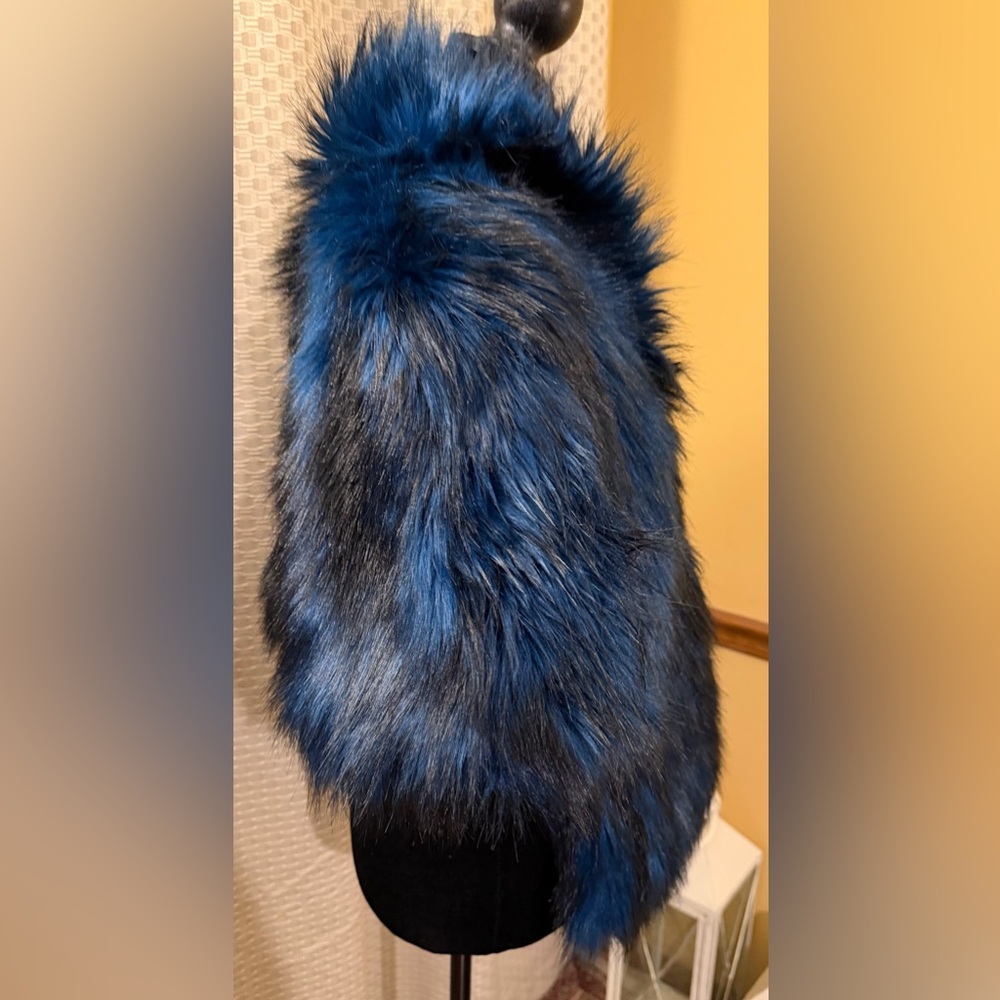 Cynthia Rowley Faux Fur Jacket - Midnight Blue - Picture 5 of 10